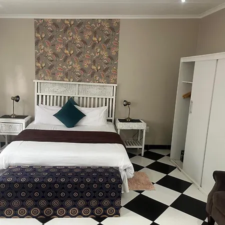 Muco Guest House-3