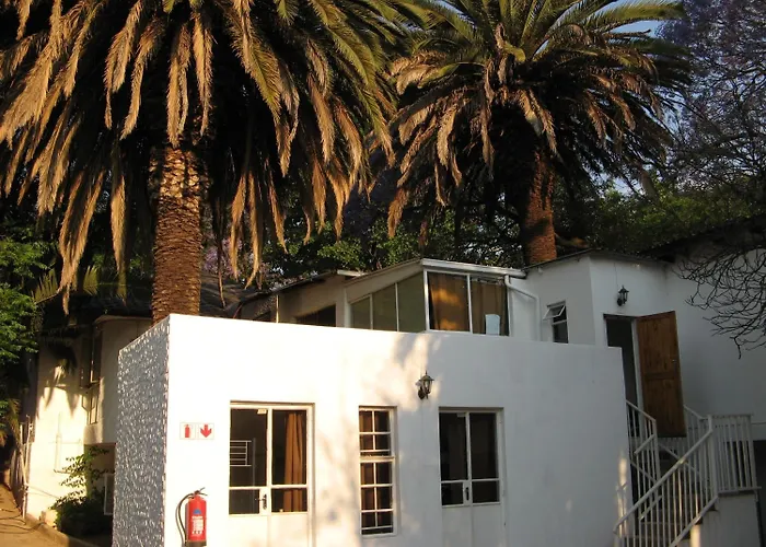 Rosebank Hostel