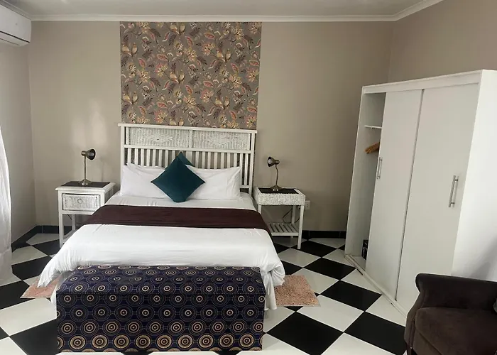 Muco Guest House