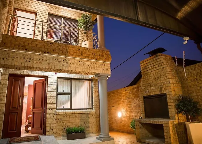 Ekuthuleni Guest House - Soweto
